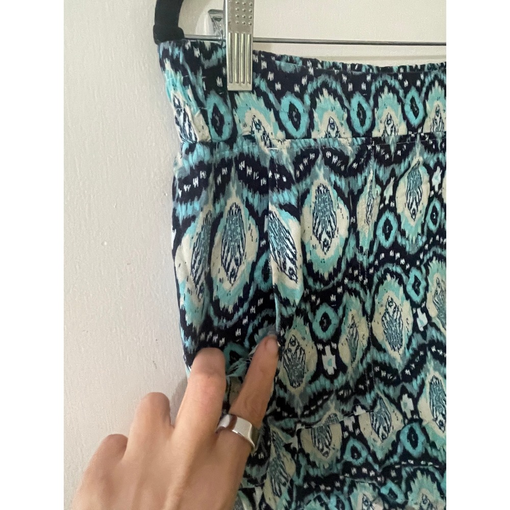 Wildfox Women Teal Navy Ikat Medallion Print Elastic Waist Shorts Size L - Picture 2 of 6